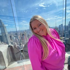 Meet your Posher, Alli